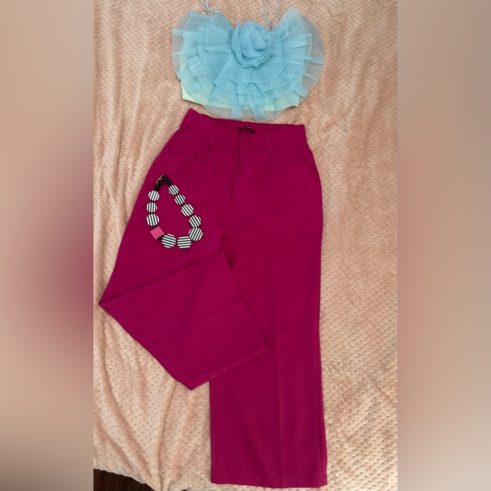 Elegant Pink High Waist Trousers with Structured Fabric